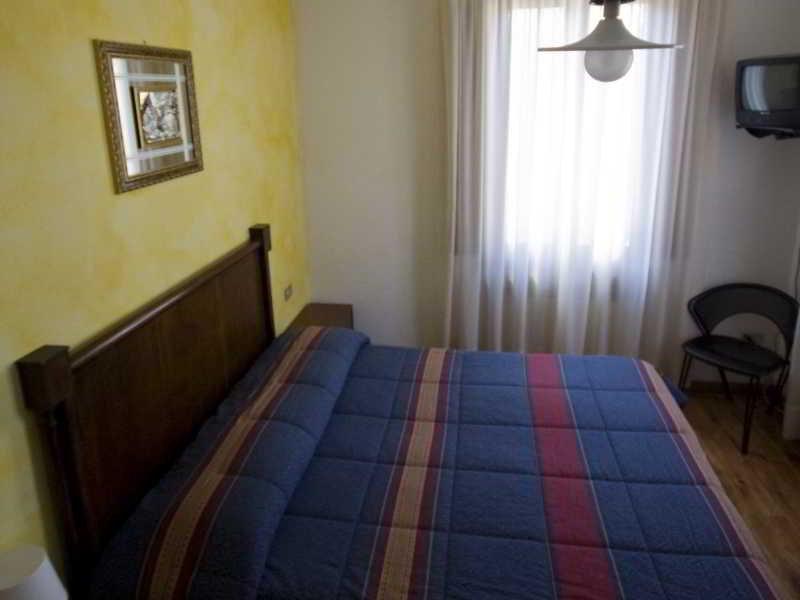 B&B Edelweiss Castione della Presolana Εξωτερικό φωτογραφία