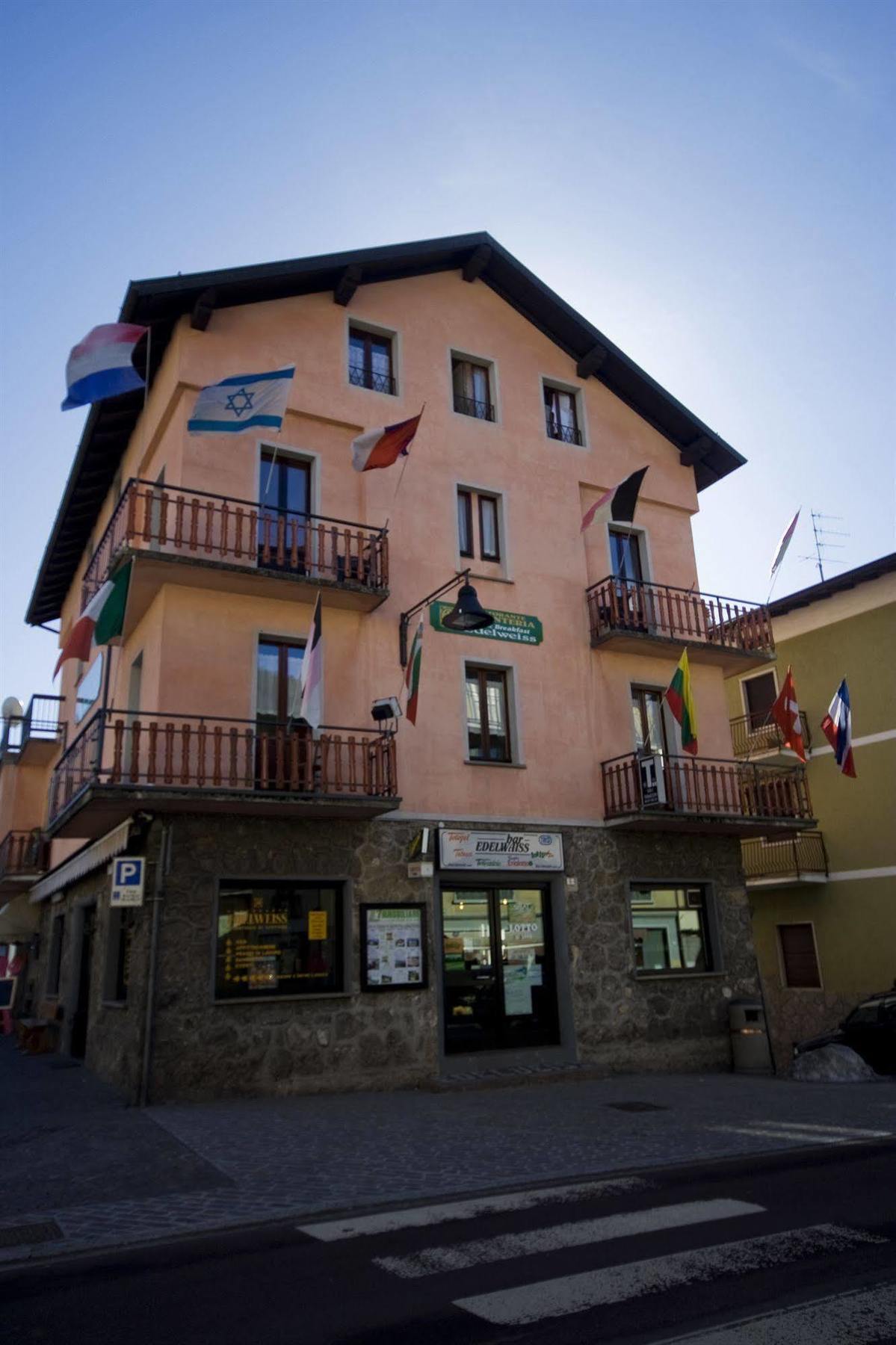B&B Edelweiss Castione della Presolana Εξωτερικό φωτογραφία